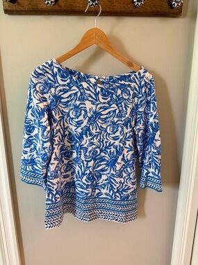 Lilly Pulitzer Blue and White Boatneck Floral Tunic